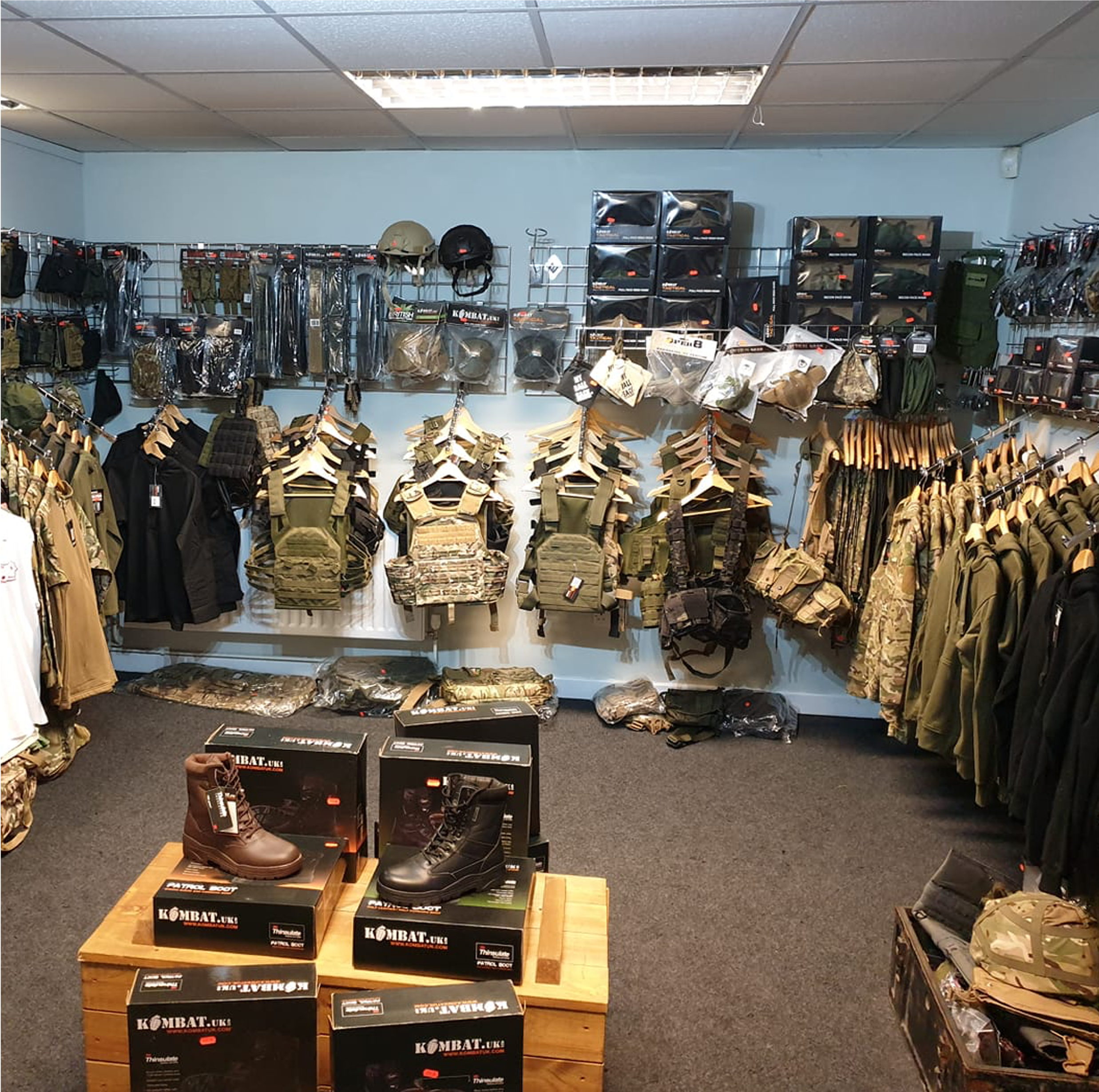AIRSOFT TAC GEAR AND CLOTHING